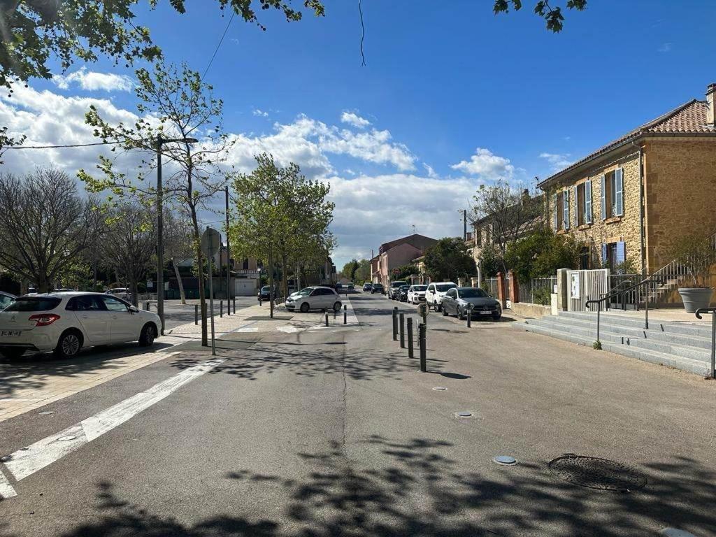 Apartamento L'Hypercentre - Clim - Terrasse - Wifi Miramas Exterior foto